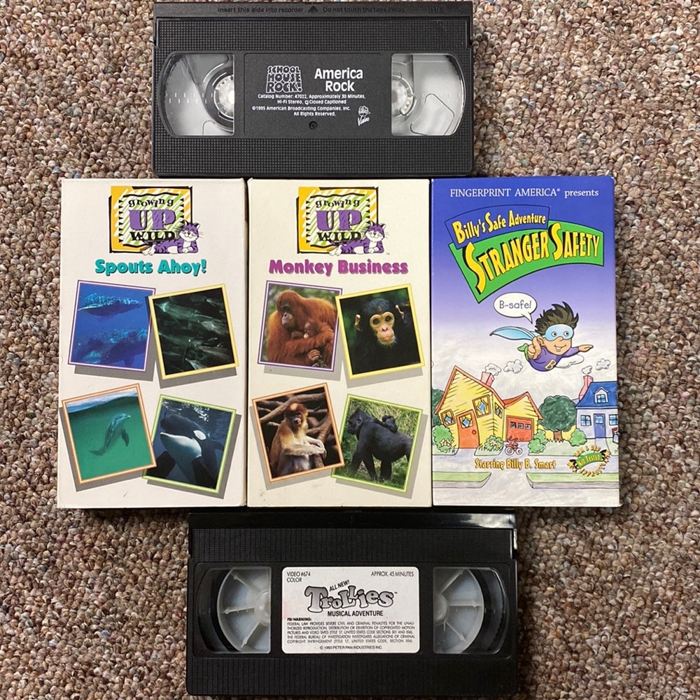 Vintage VHS videos lot of 5 American Rock, Trollies, growing up wild, & Billy’s
